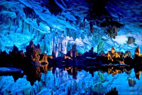 2026欧冠决赛倒计时：米兰圣西罗球场迎来皇马vs（入围球队）巅峰对决。